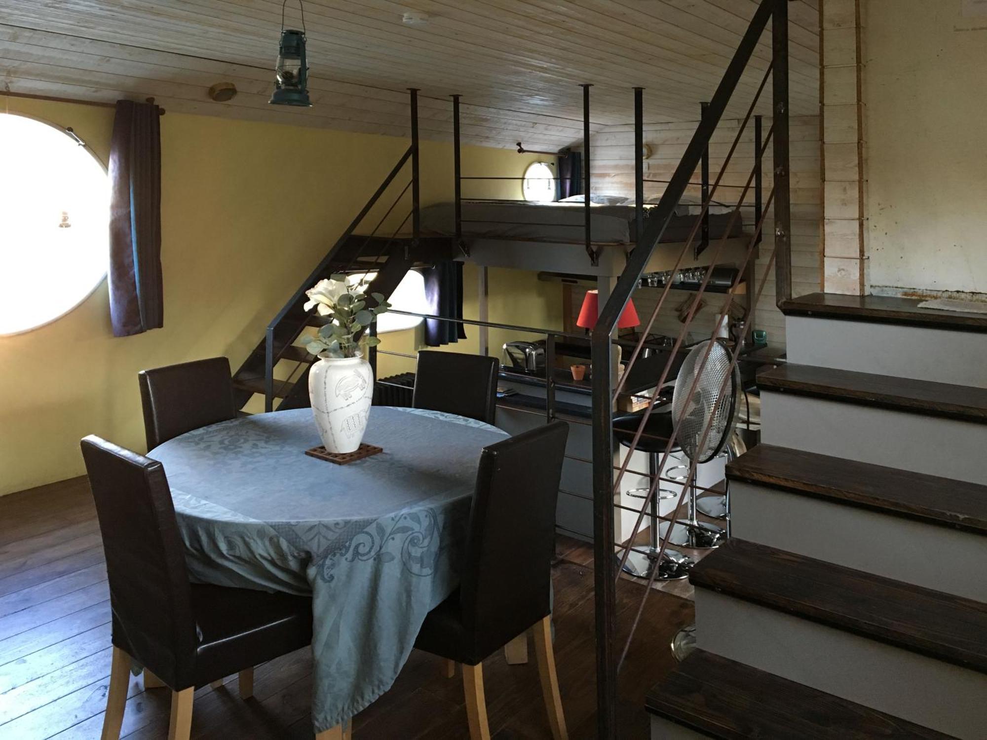 Hotel Boat For Guest Issy-les-Moulineaux Zimmer foto