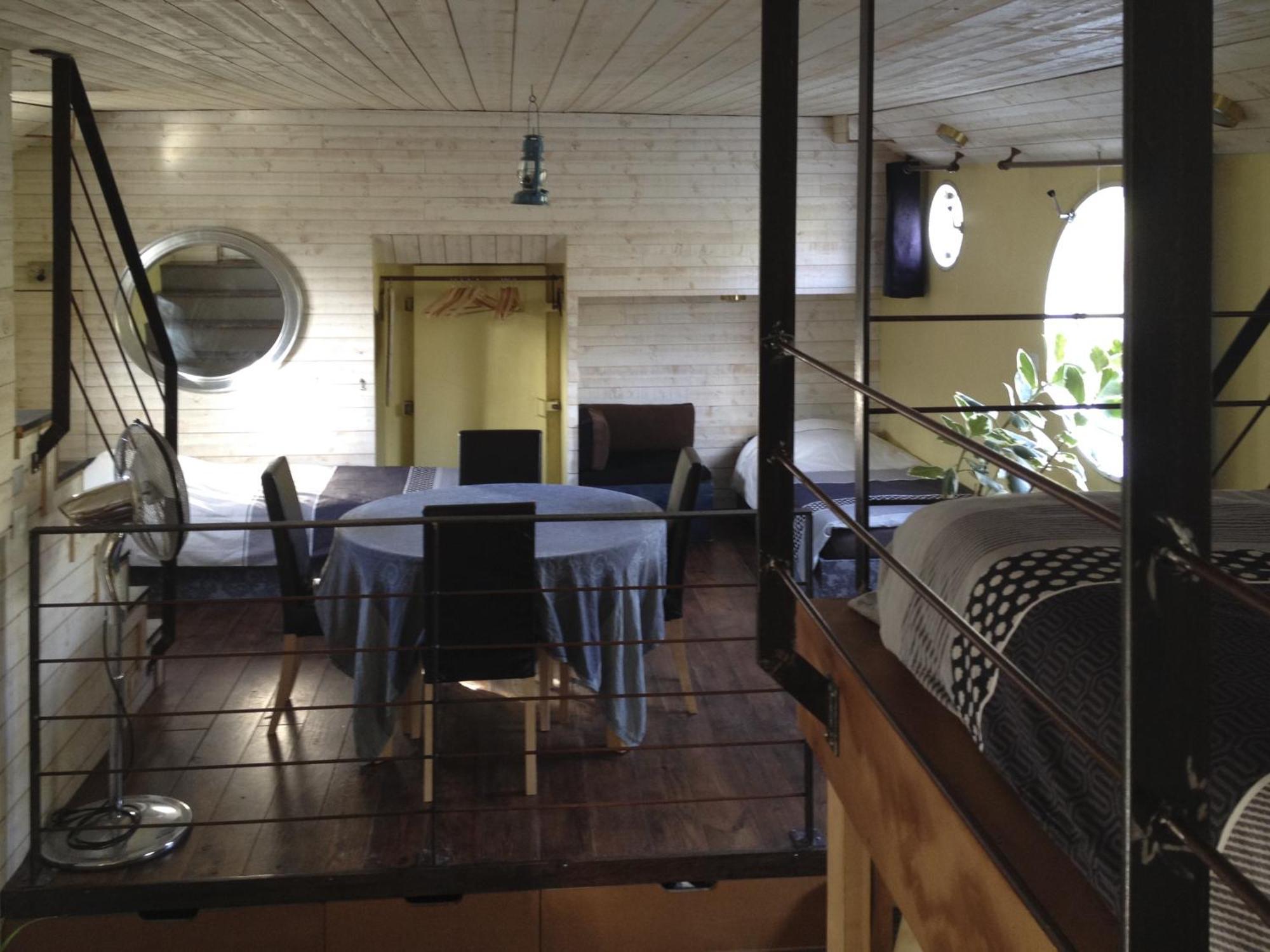 Hotel Boat For Guest Issy-les-Moulineaux Zimmer foto