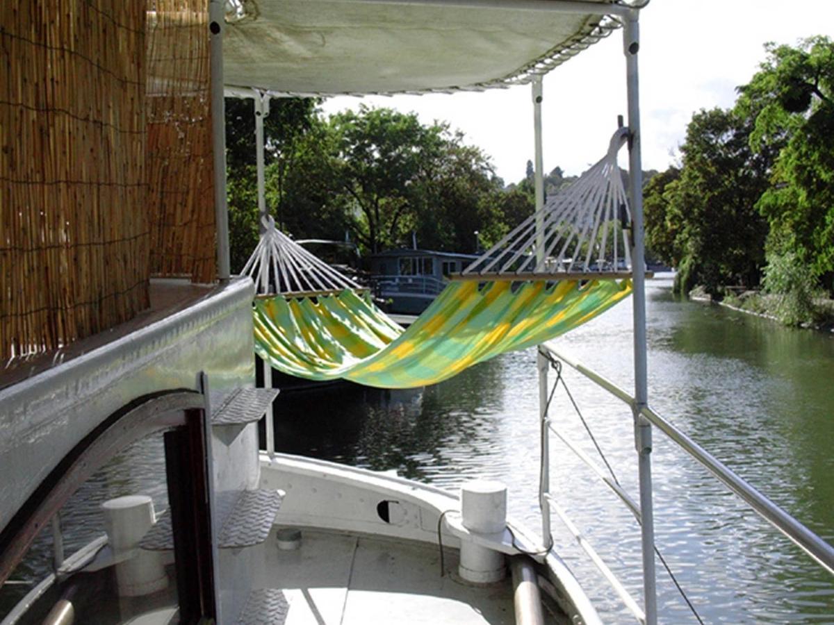 Hotel Boat For Guest Issy-les-Moulineaux Exterior foto